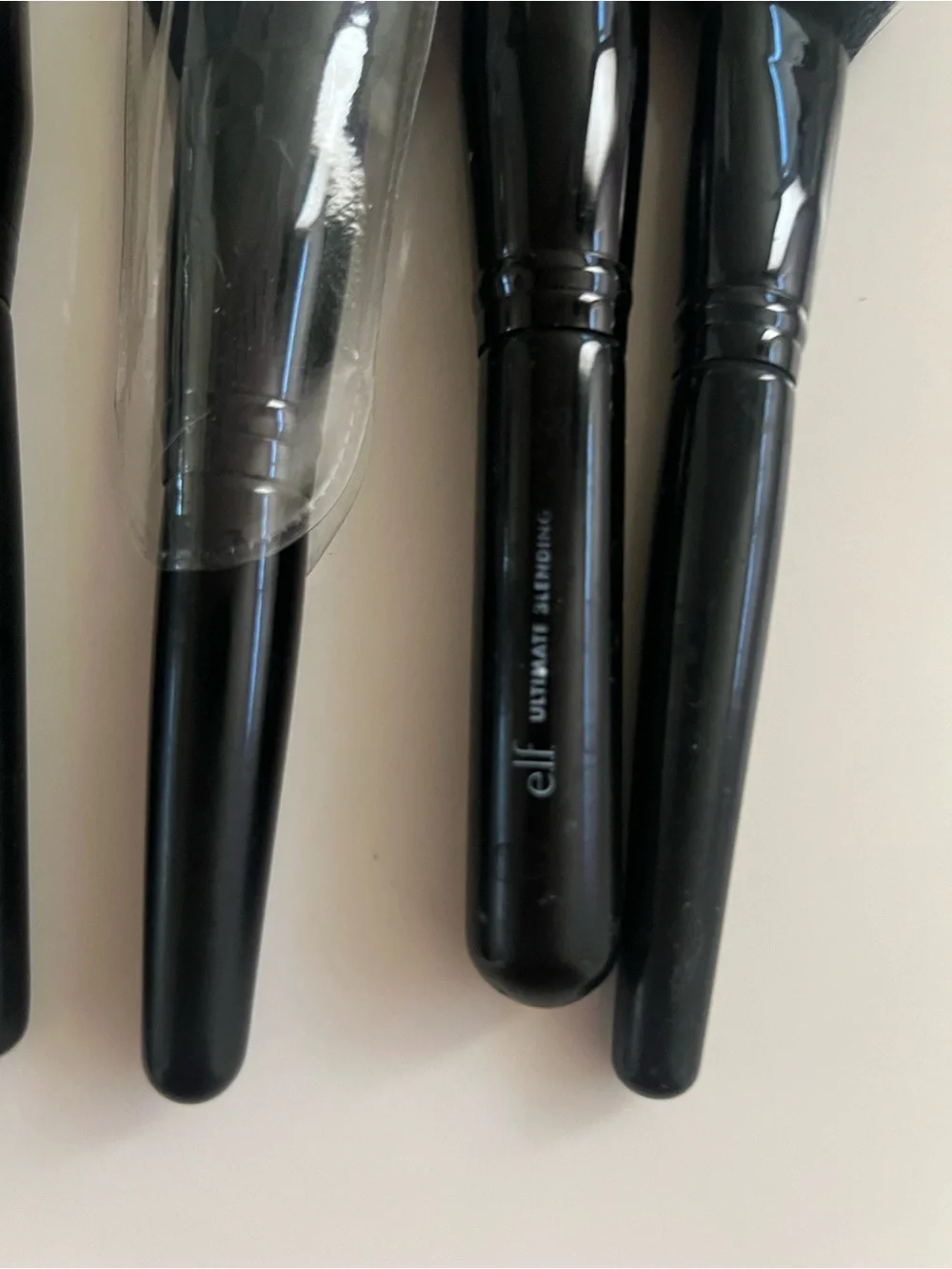 Makeup brushes lot